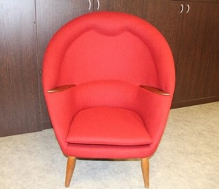 Rød læne stol